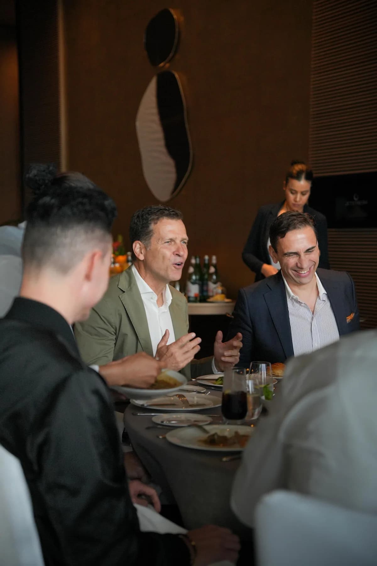 Jetstream Member im Gespräch bei einem Netzwerk-Dinner